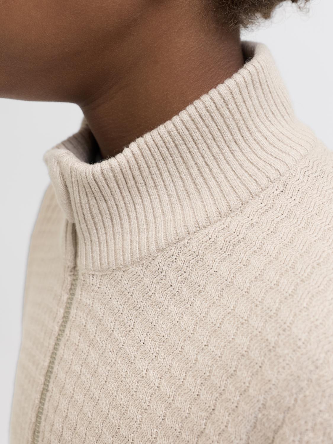 model_shot-detail